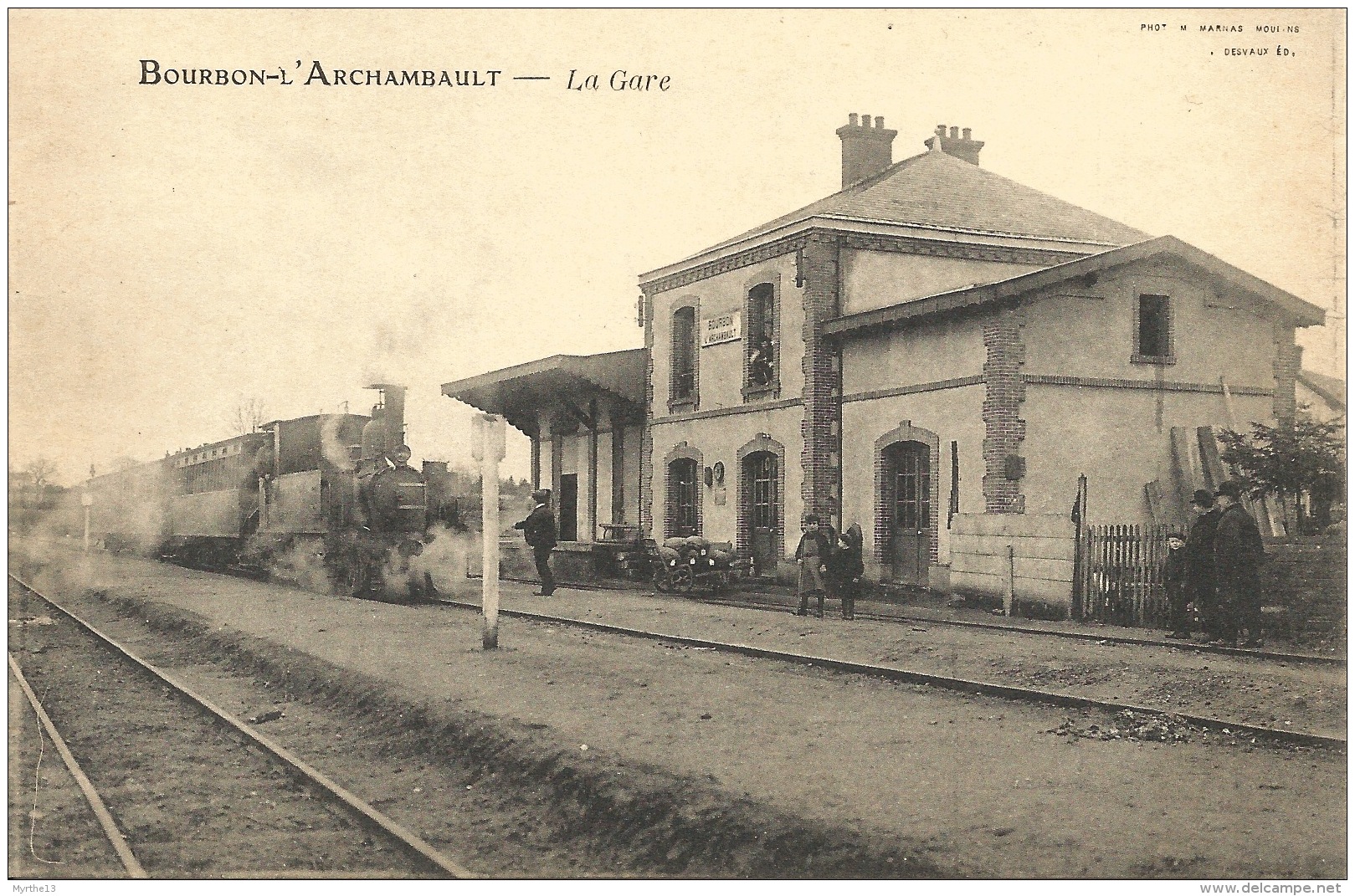 03 - BOURBON-l'ARCHAMBAULT  -  La Gare - Bourbon L'Archambault