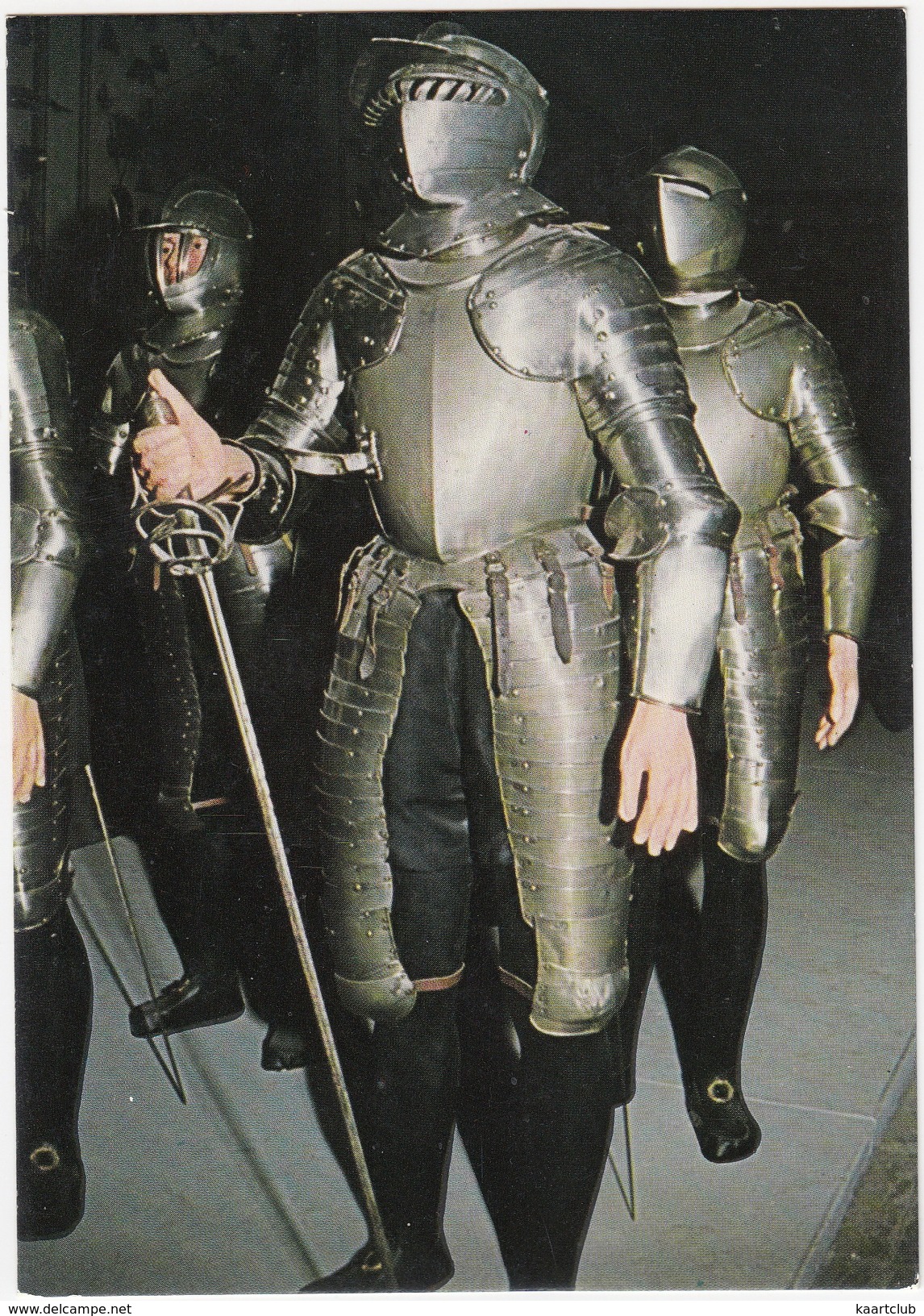 Knights Armour, The Armoury Valletta  - (Malta) - Malta