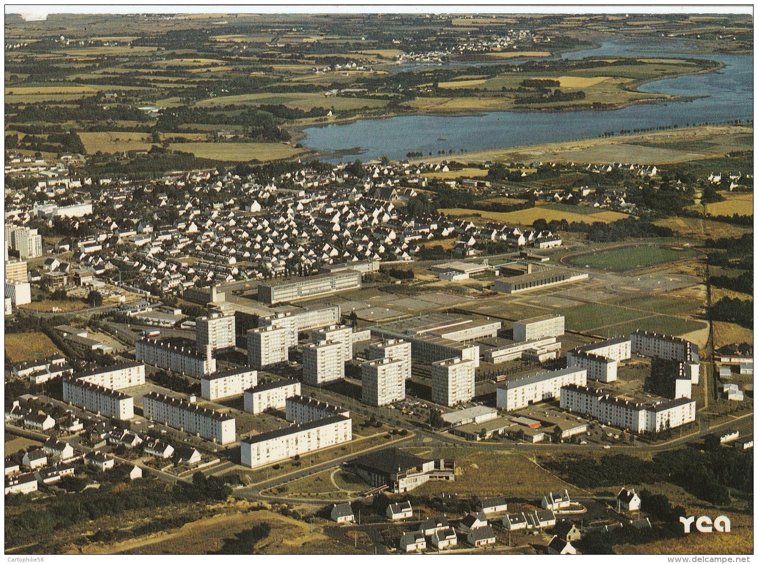 56 - VANNES - Le Centre Commercial De Kercado - L'Eglise St-Vincent Ferrier - Le Lycée Le Sage - Vannes