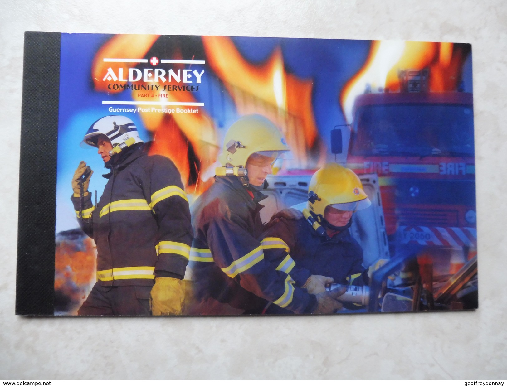 Alderney Carnet Pompiers Illustré En Photos Et  Timbres Neuf  C 243 ( 50 Euro De Cote ) - Alderney