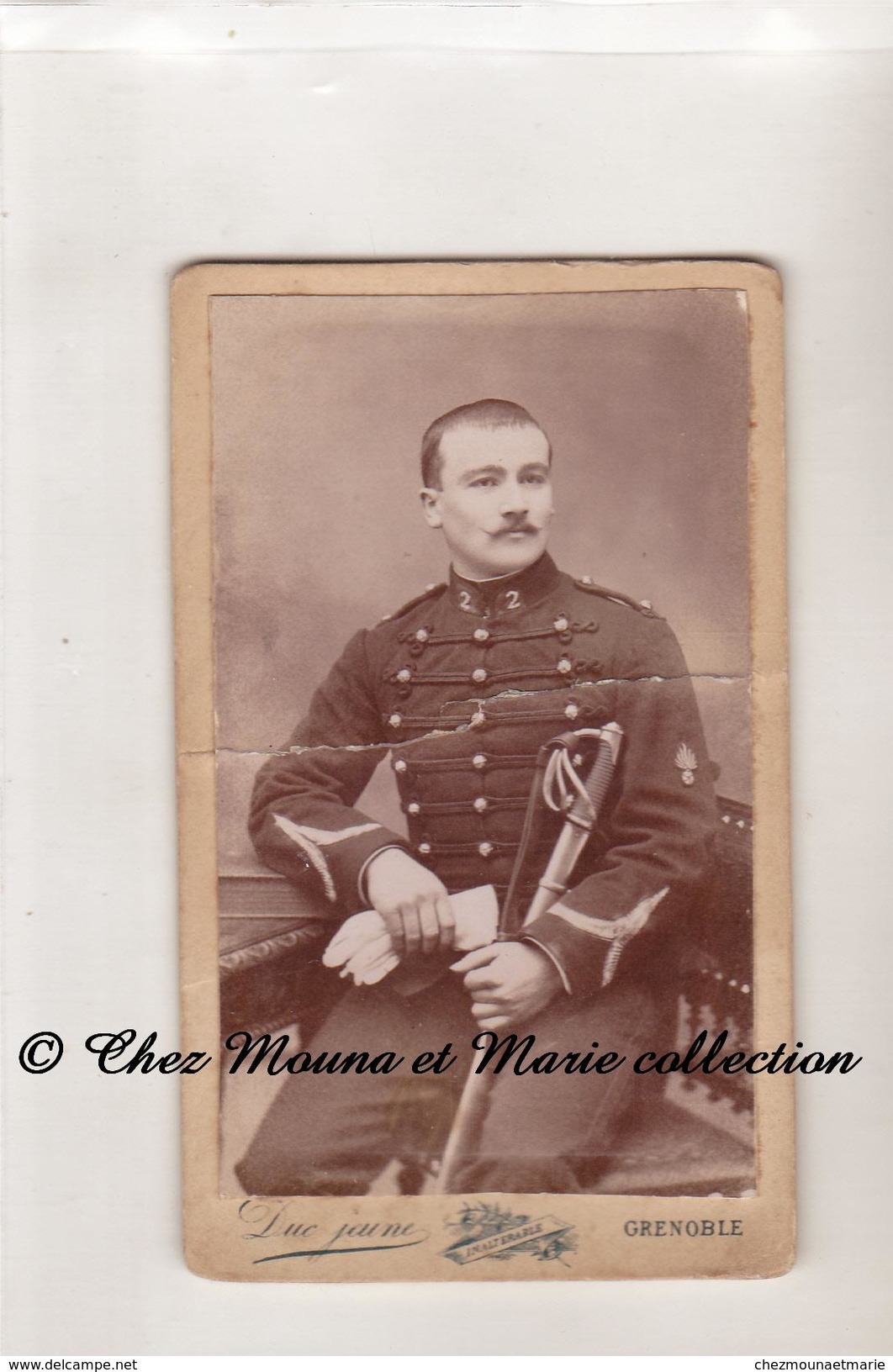 GRENOBLE - 2 EME REGIMENT D ARTILLERIE - GRENADIER - DUC JEUNE - ISERE - CDV PHOTO MILITAIRE - Guerre, Militaire