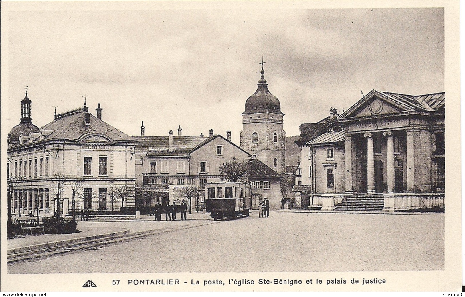 12428.....PONTARLIER,  Le Tram Avec La Poste  Et Le Palais De Justice - Pontarlier