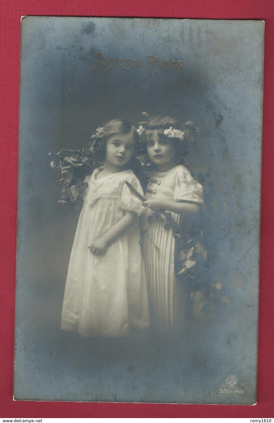 Joyeuses Pâques. Deux Adorables Fillettes Avec Fleurs Dans Les Cheveux.  Photo RPH, 5559. 2 Scans - Easter