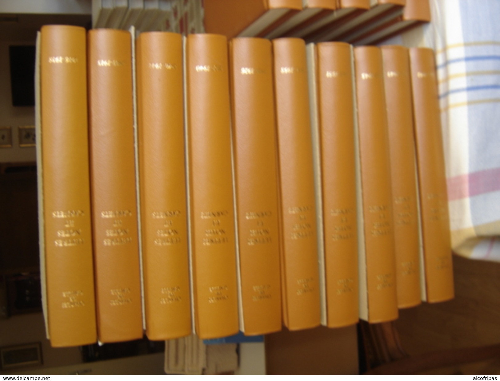 Charles De Gaulle Editions Plon 6 Médailles  40 Volumes état Neuf - Wholesale, Bulk Lots