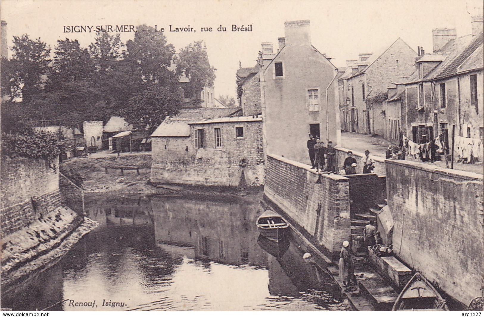 CPA - 14 - ISIGNY Sur MER - Le Lavoir Rue Du Brésil - Autres & Non Classés