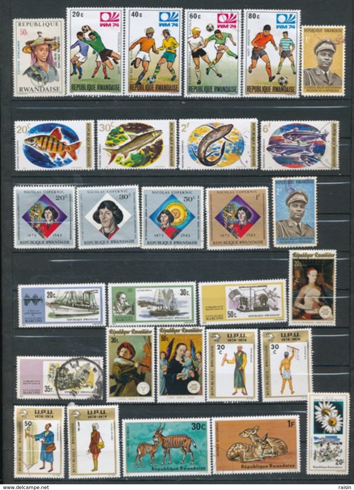 Rwanda Petite collection lot de plus de 350 timbres