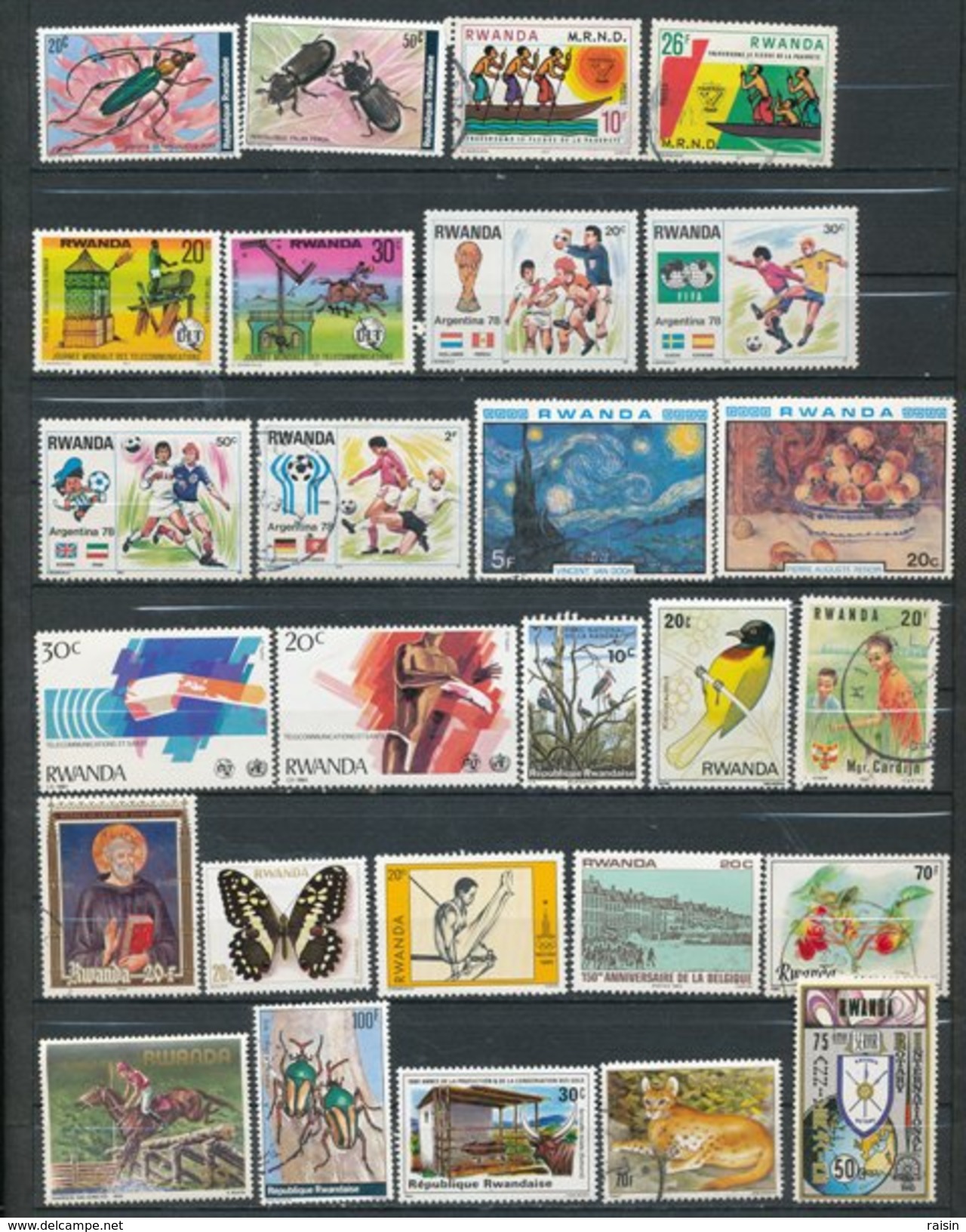 Rwanda Petite collection lot de plus de 350 timbres