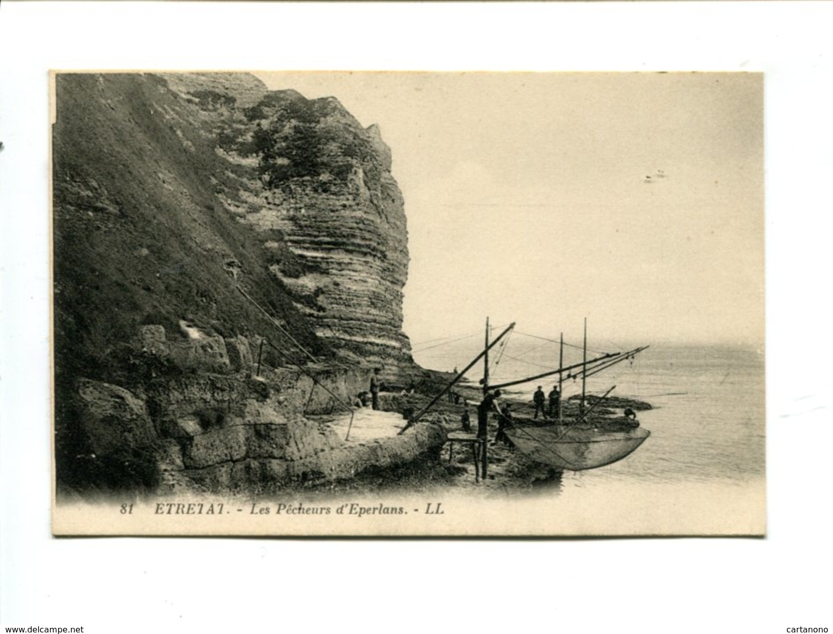 Cp - ETRETAT (76) - Les Pêcheurs D'Eperlans - Etretat