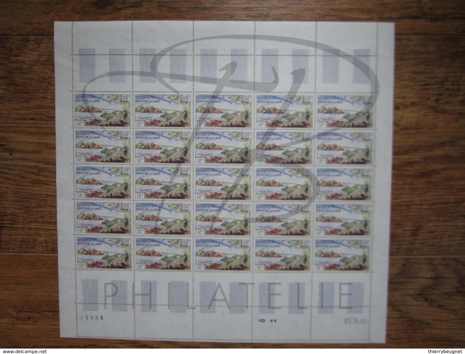 BEAUX TIMBRES DE POSTE AERIENNE DU LAOS N° 35 , EN FEUILLE ENTIERE , XX !!! - Laos