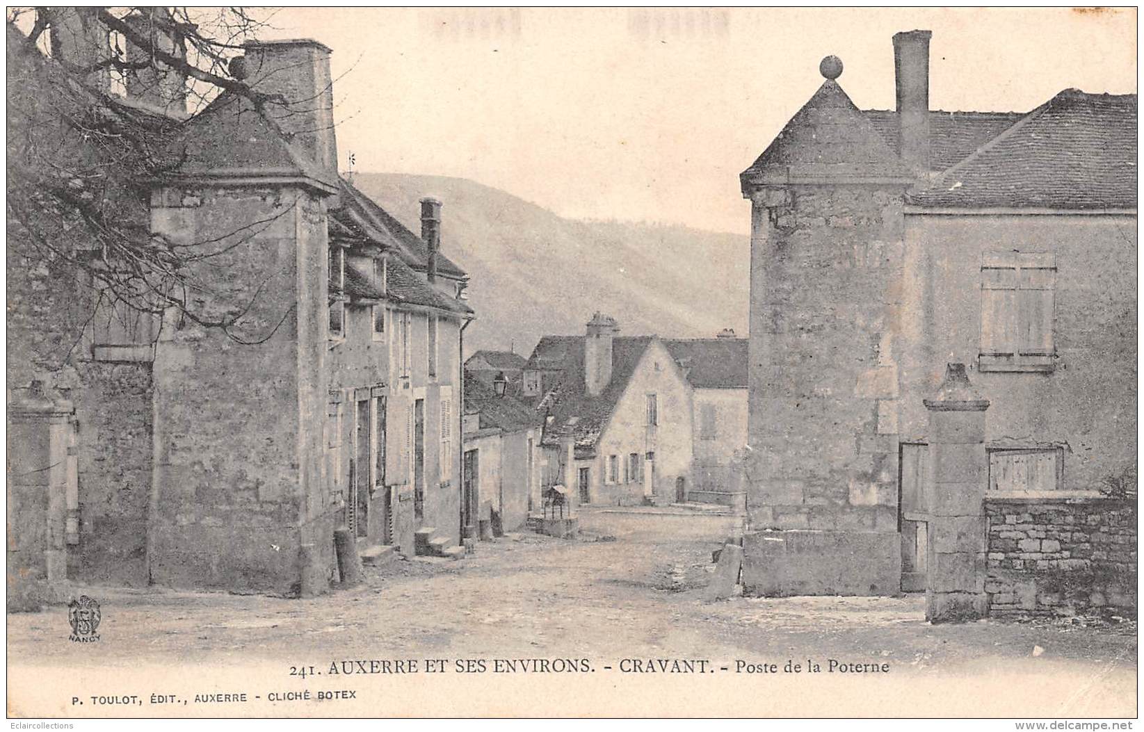 Cravant        89       Porte De La Poterne        (voir Scan) - Other & Unclassified