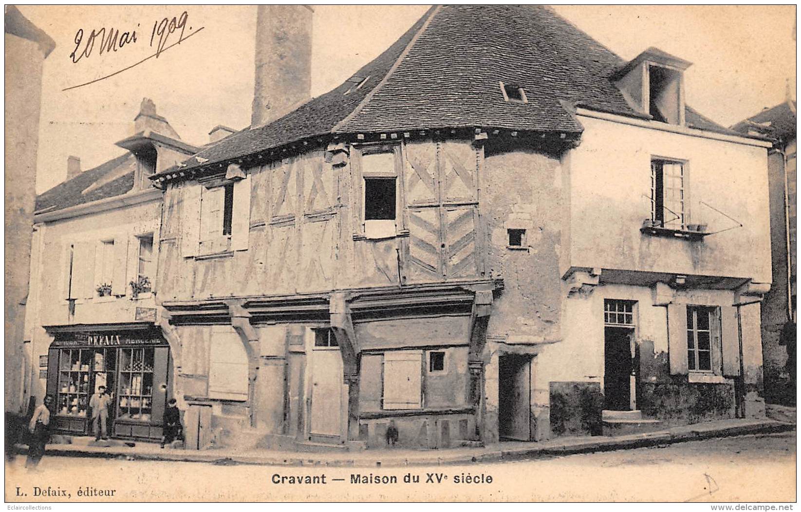 Cravant        89      Maisons Du XV ème Siècle     (voir Scan) - Other & Unclassified