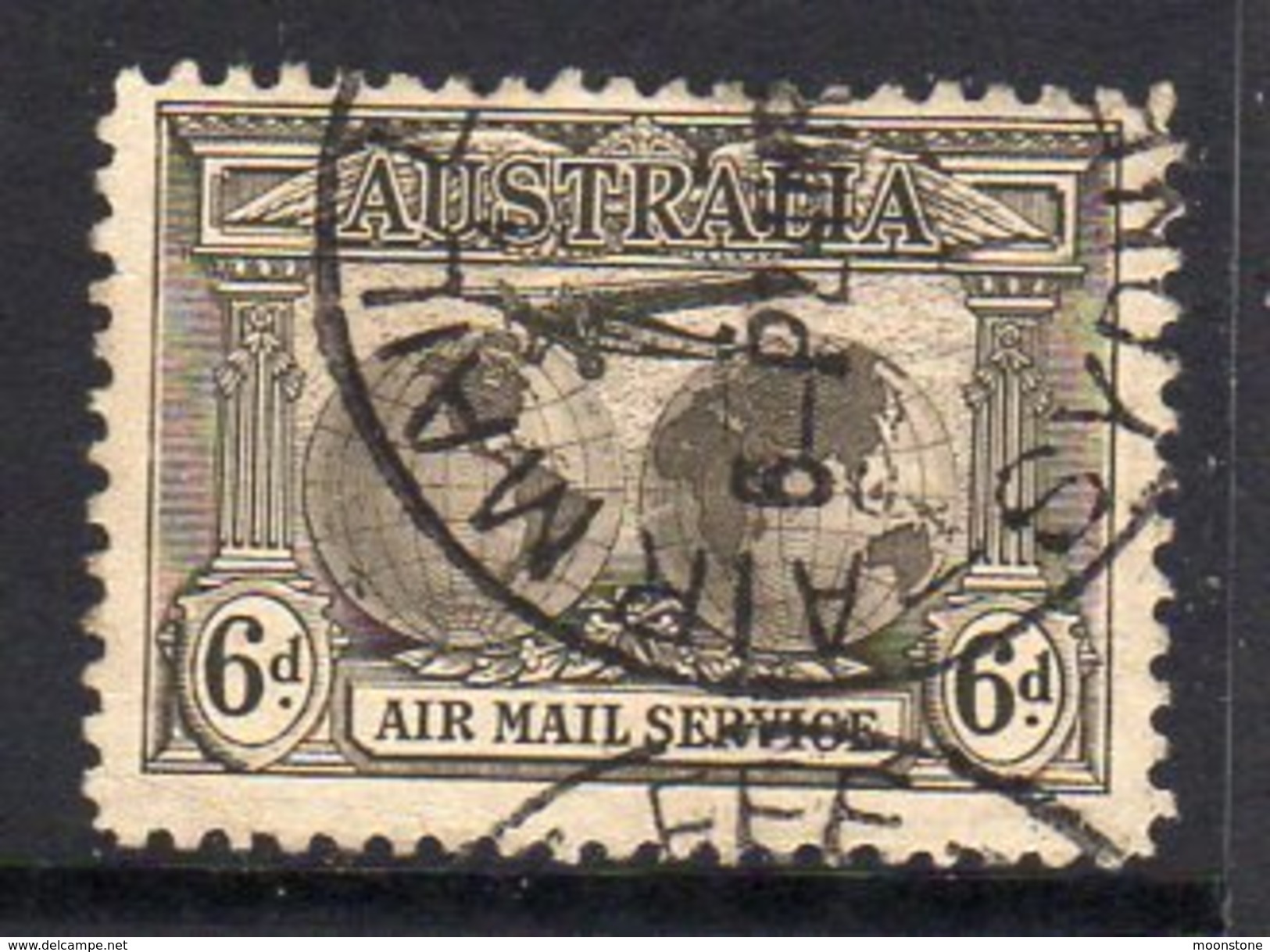 Australia 1931 'Air Mail Service' 6d Value, Used (SG139) - Used Stamps