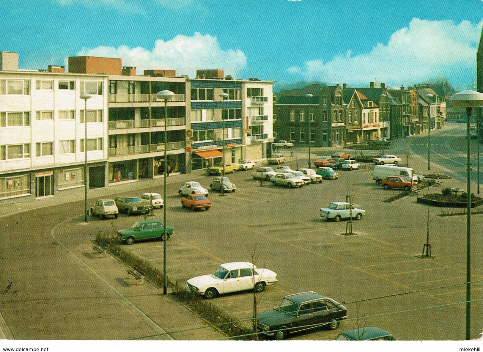 NEERPELT-MARKTPLEIN-AUTOMOBILES - Neerpelt