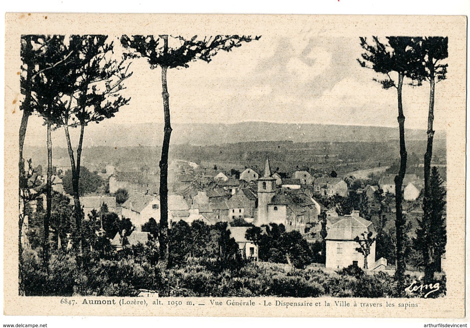 AUMONT AUBRAC  --VUE GENERALE LE DISPENSAIRE - Aumont Aubrac