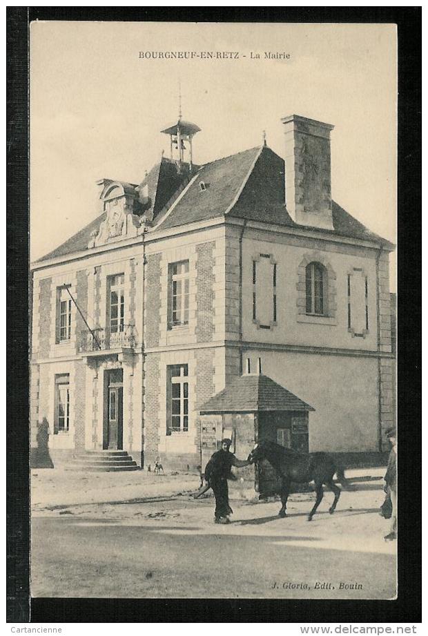 BOURGNEUF EN RETZ  - La Mairie - Cheval - Bourgneuf-en-Retz