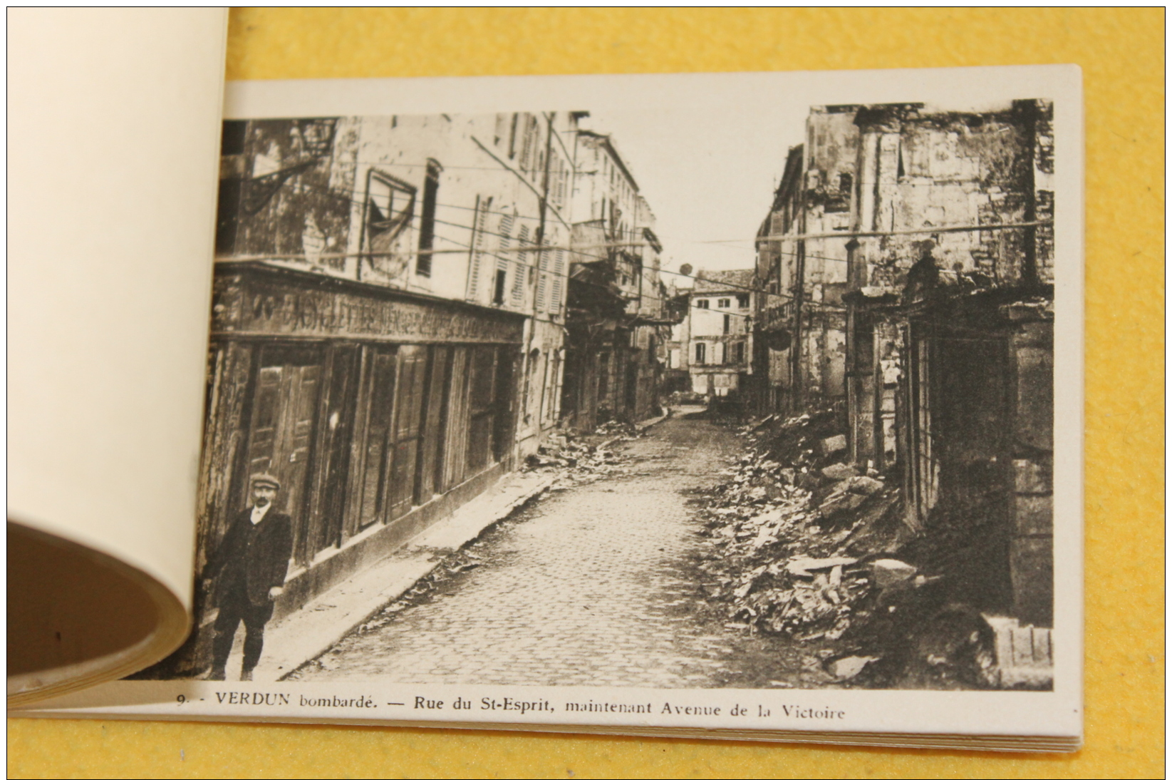 Carnet De Cartes Postales "Verdun, Ruines Glorieuses" Tampon 1938 Fort De Douaumont - 1914-18