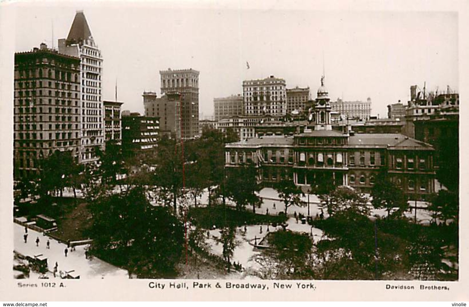 A-17-1442 :  CITY HALL PARK AND BROADWAY  NEW-YORK - Broadway