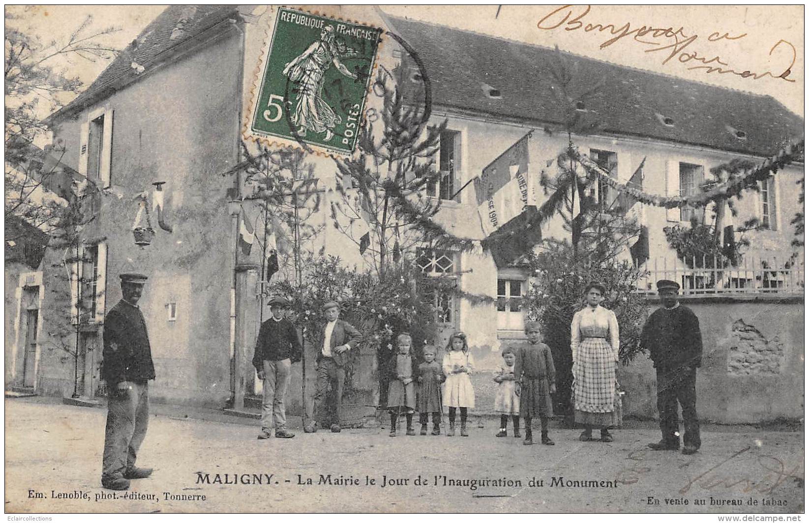 Maligny     89    La Mairie Jour De L'inauguration   - Pli Imperceptible Côté Vue -    (voir Scan) - Sonstige & Ohne Zuordnung