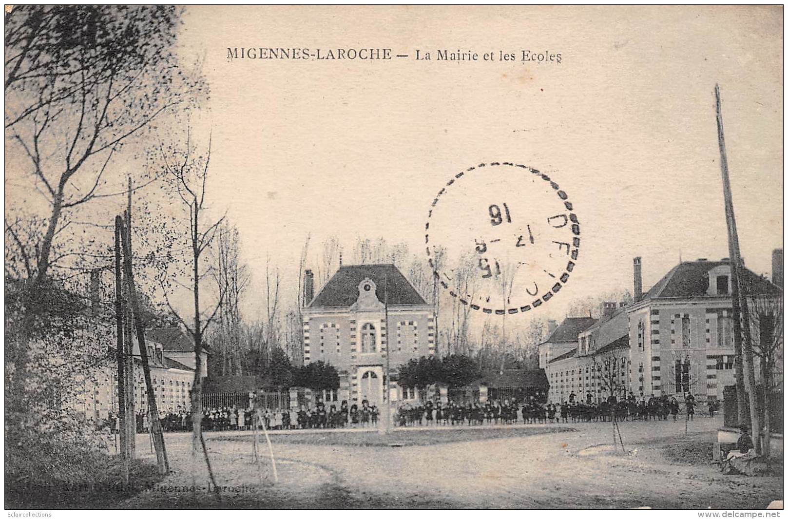 Laroche-Migennes     89         La Mairie Et Les écoles          (voir Scan) - Autres & Non Classés