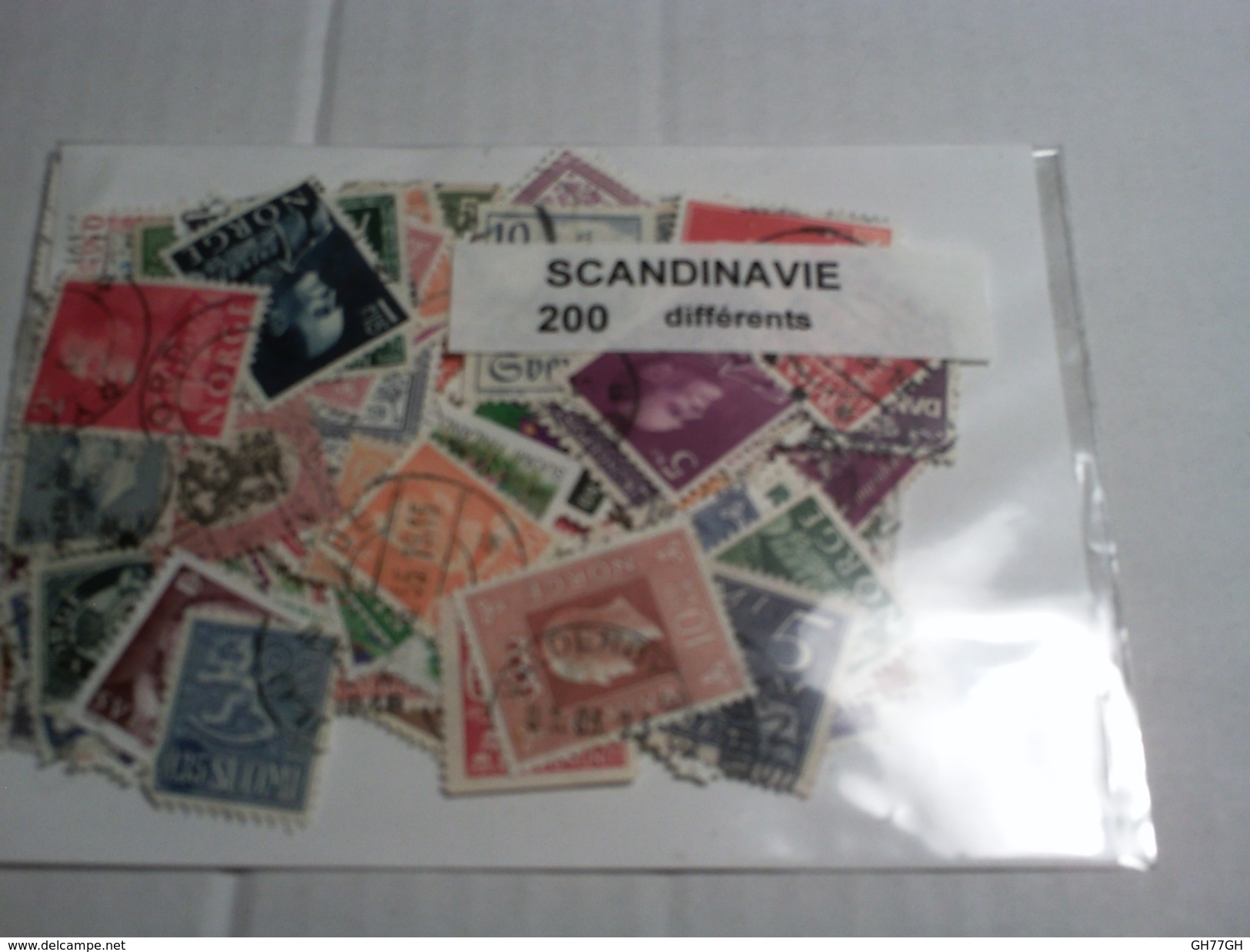 200 TIMBRES SCANDINAVIE VRAC - Vrac (max 999 Timbres)