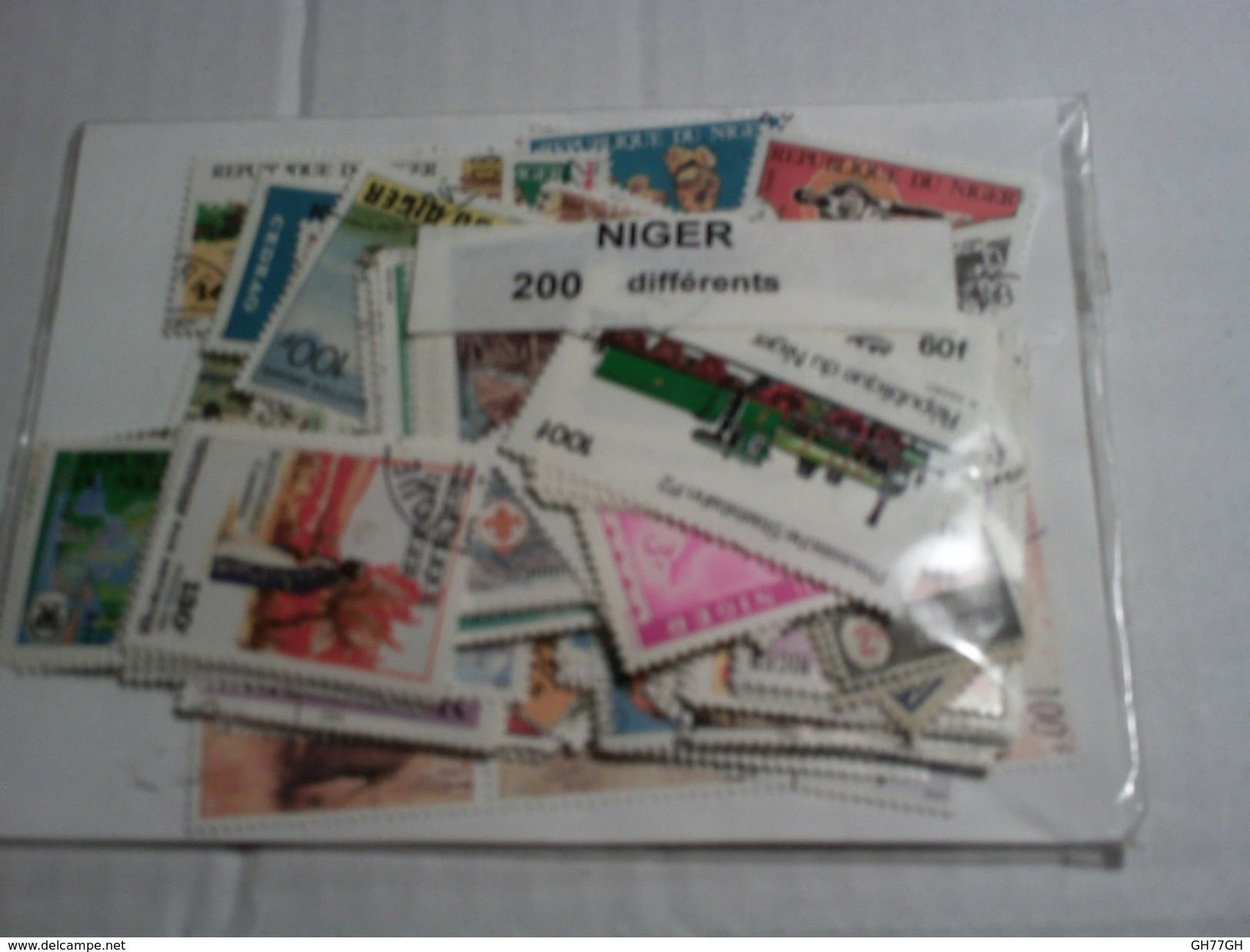 200 TIMBRES NIGER EN VRAC - Vrac (max 999 Timbres)