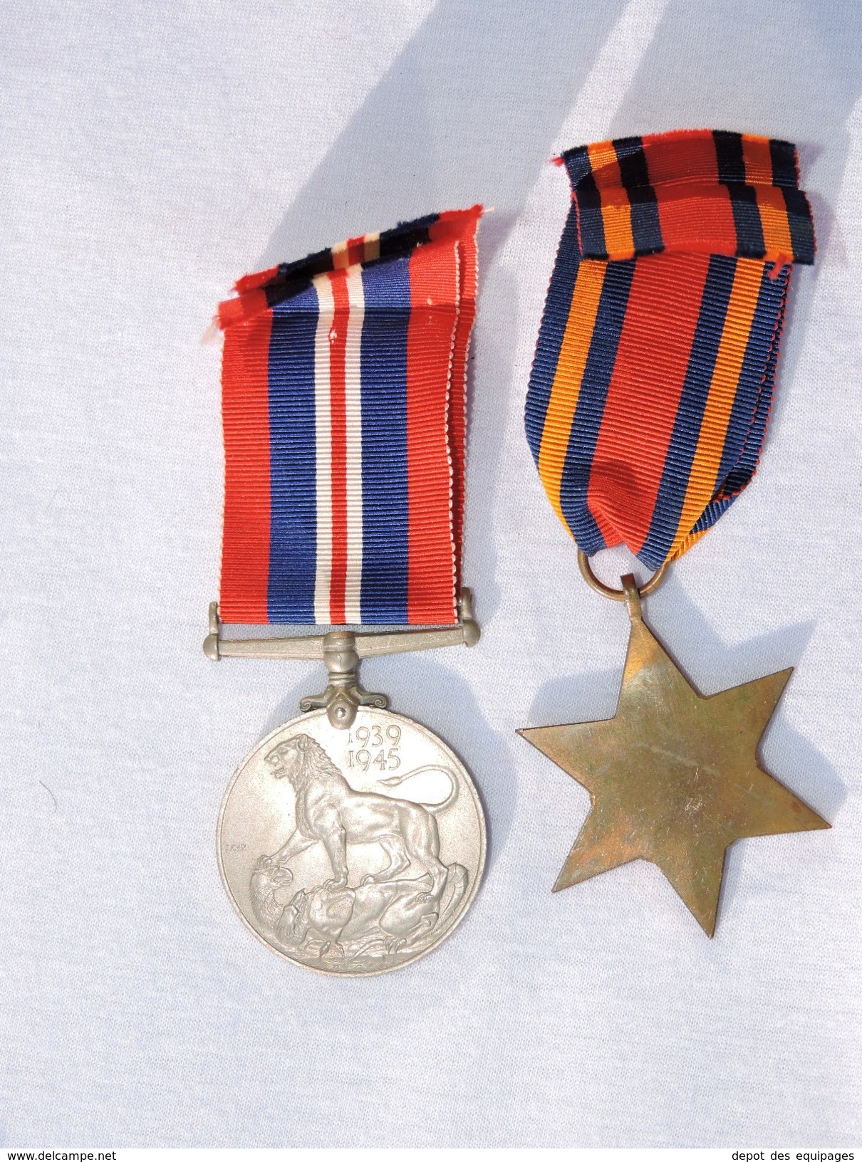 ANGLETERRE : LOT 2 MEDAILLES : 39-45 STAR + THE BURMA STAR - Gran Bretaña