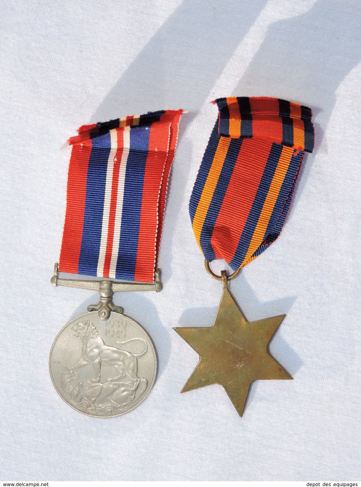 ANGLETERRE : LOT 2 MEDAILLES : 39-45 STAR + THE BURMA STAR