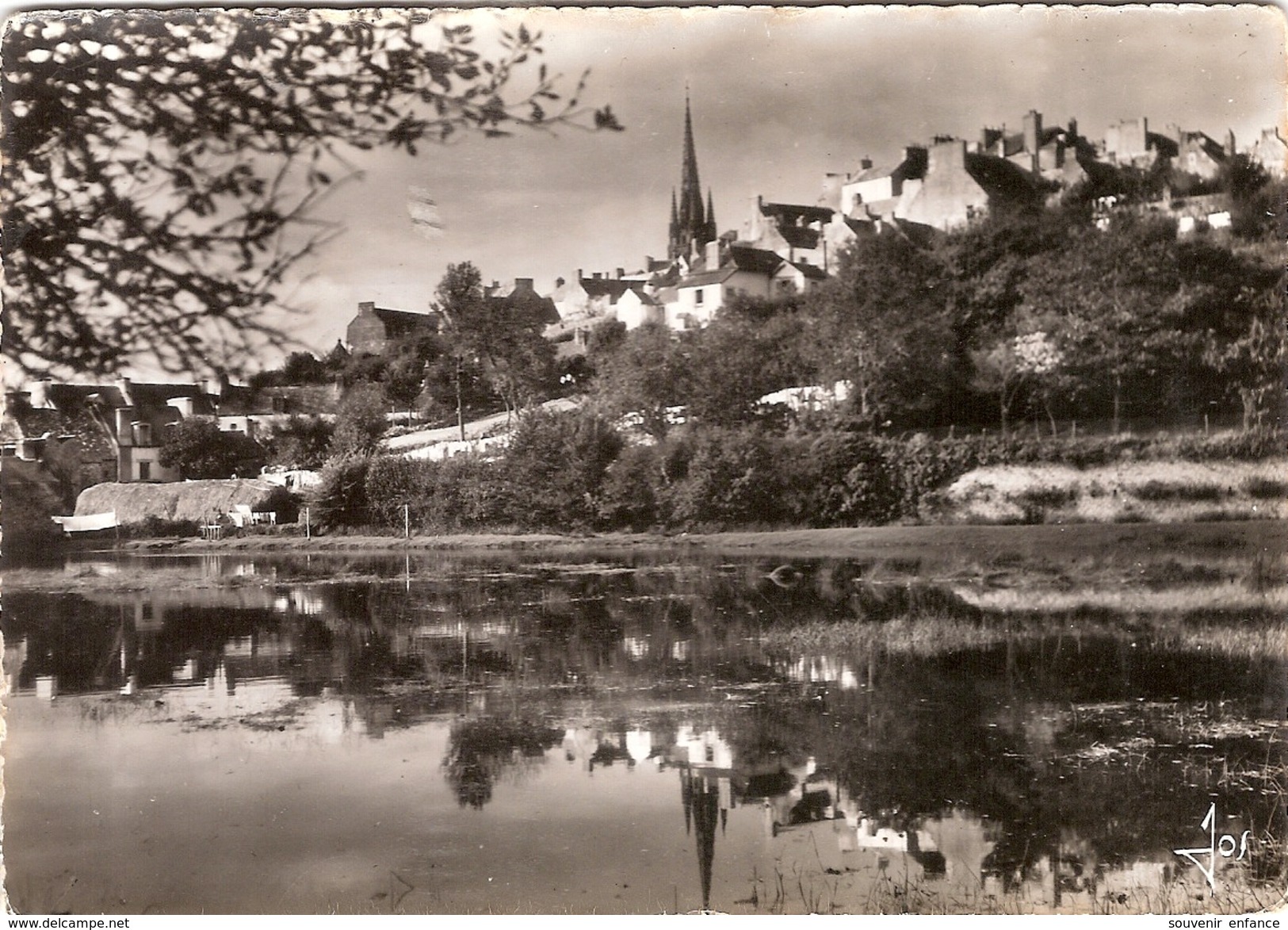 CP Pont Croix 29 Finistère Vue Générale De La Ville Se Mirant Dans Le Goyen - Pont-Croix