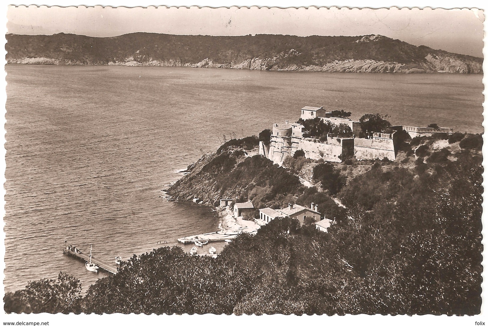 Ile De Port-Cros - Vue Sur Le Fort Et L'Ile De Bagaud - 1952 - Autres & Non Classés