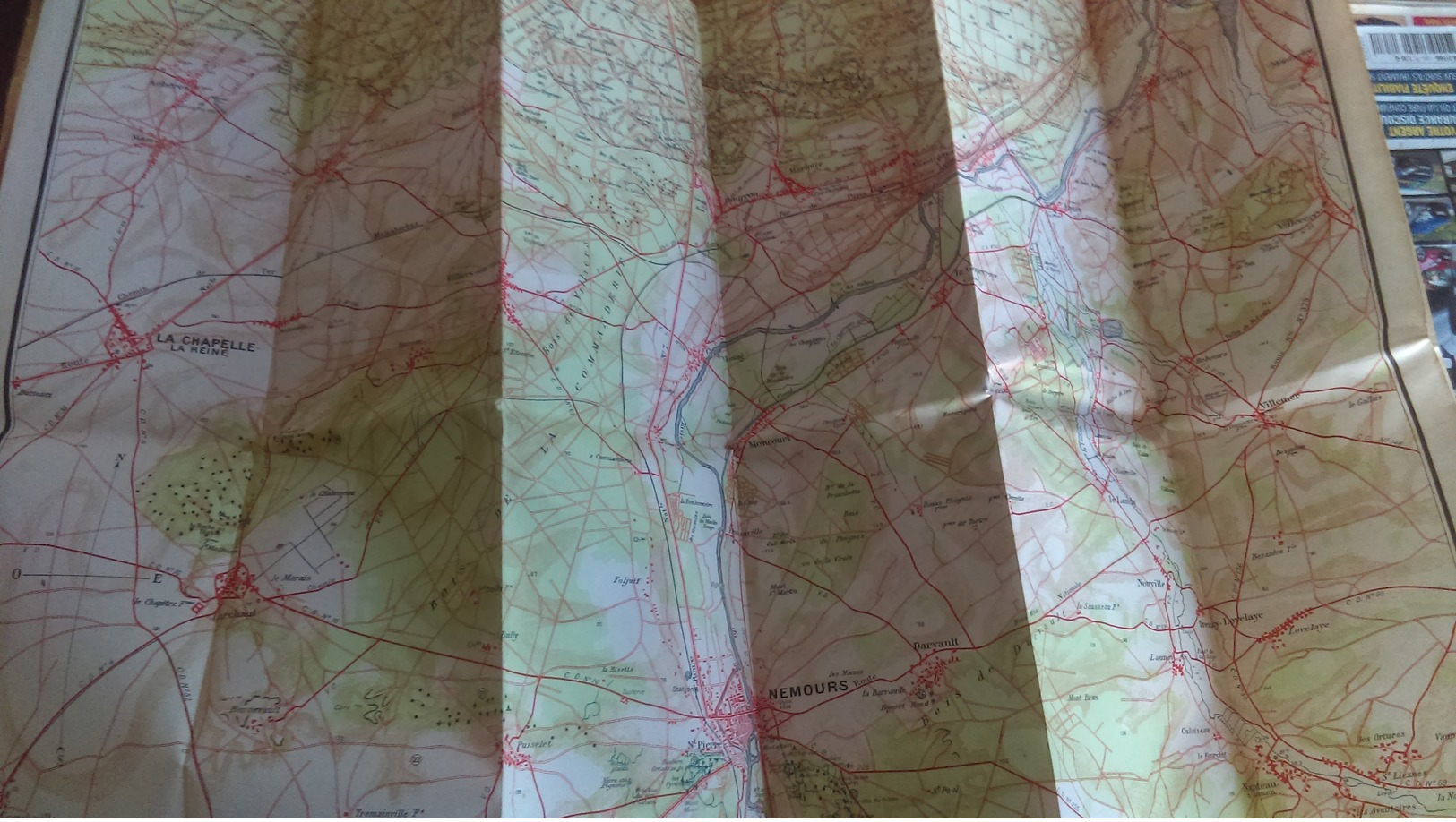 79: CARTE DE LA FORET DE FONTAINEBLEAU ET SES ENVIRONS CARTE AU 1/30000 - Geographical Maps