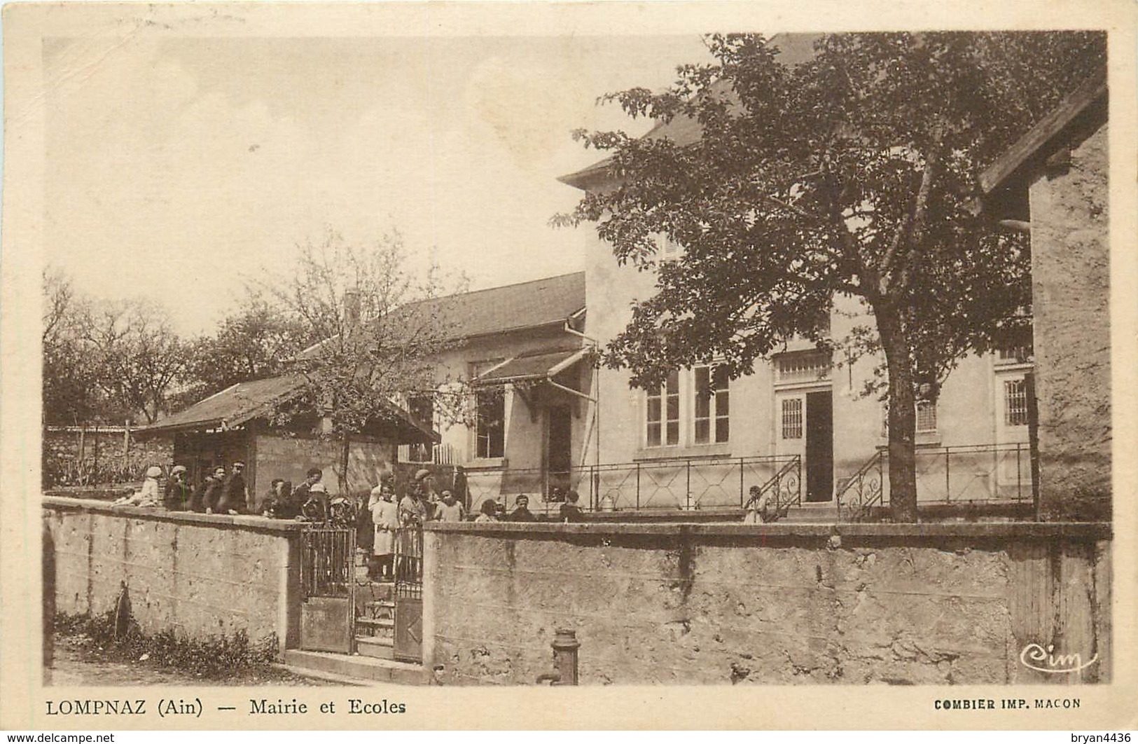 LOMPNAZ - AIN - MAIRIE ET ECOLES - CPA ANIMEE - VOIR SCANS - Non Classés