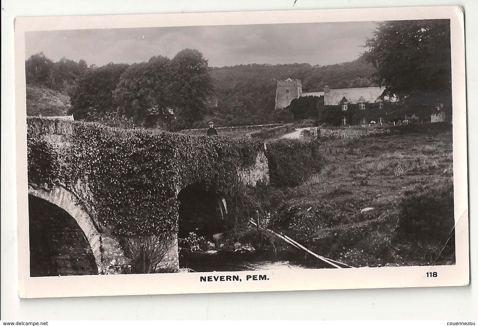 E 703 NEVERN PEM - Pembrokeshire