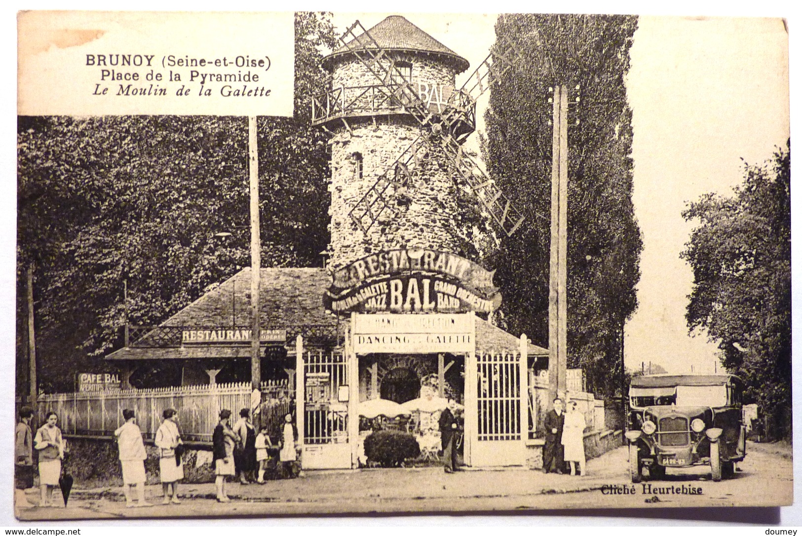 LE MOULIN DE LA GALETTE PLACE DE LA PYRAMIDE - BRUNOY - Brunoy