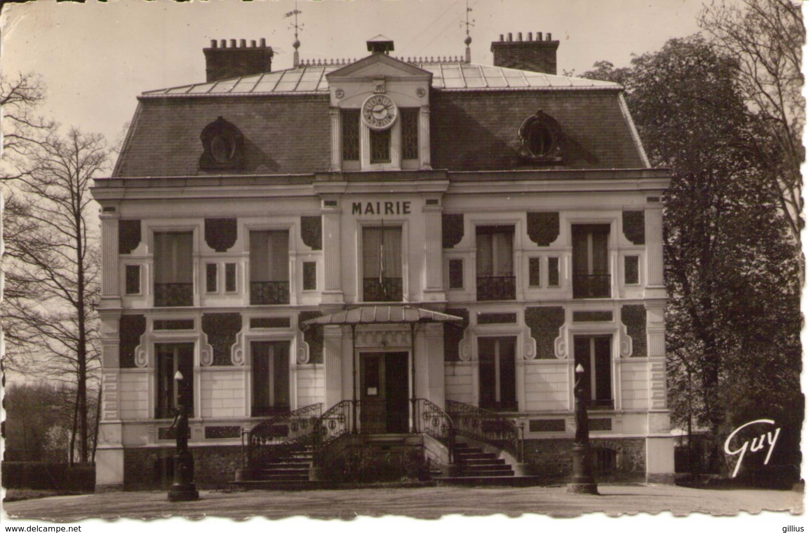 LE PLESSIS-TRÉVISE - LA MAIRIE - Le Plessis Trevise