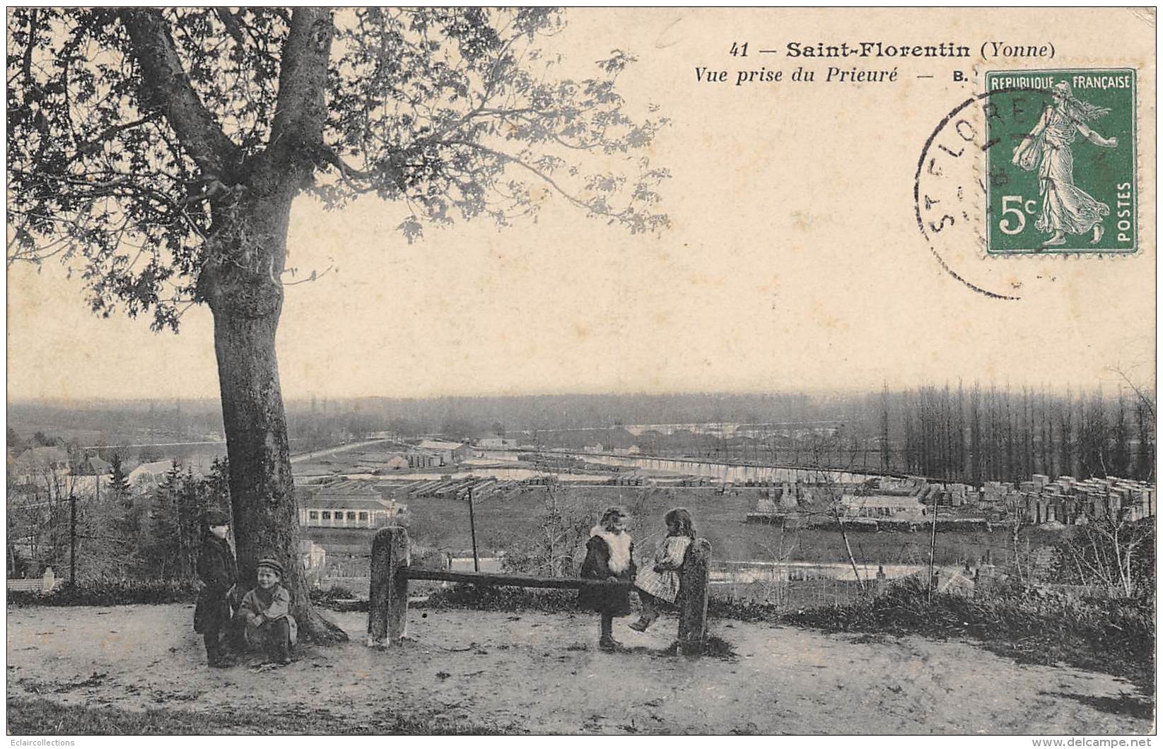 Saint Florentin       89  -    1 lot de 5 cartes . Vues diverses      (voir scan)