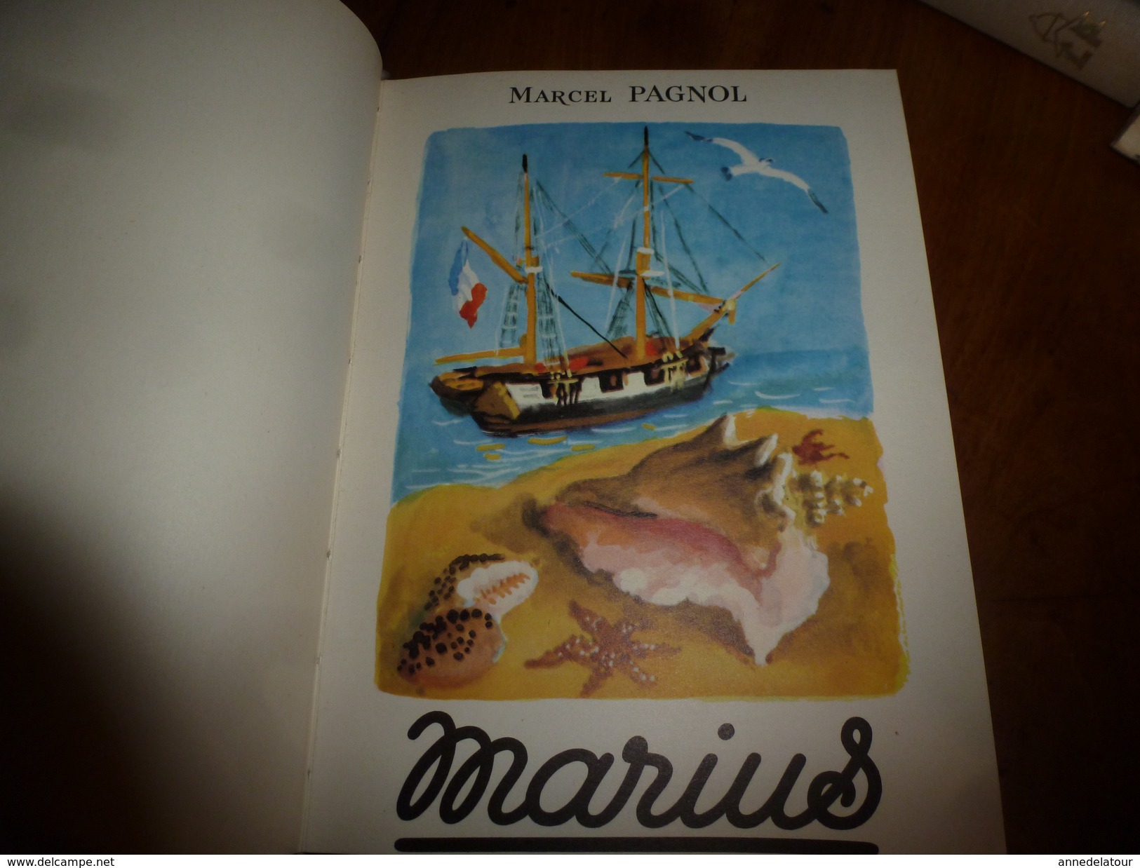 1952-53 :Lot de 4 livres de Marcel Pagnol ---->(couvertures toilées)César ,Marius ,Fanny ;(couverture bristol) Marius .