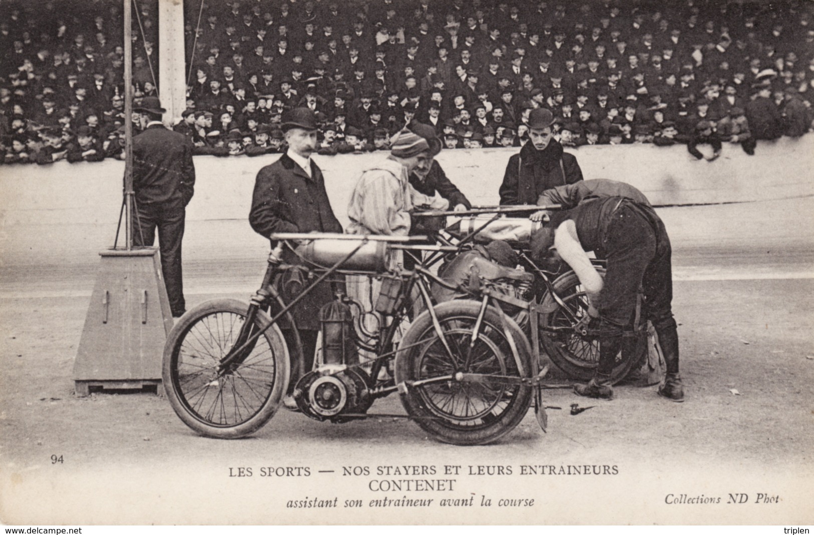 Nos Stayers Et Leur Entraineurs - Contenet Assistant Son Entraineur Avant La Course - Motociclismo