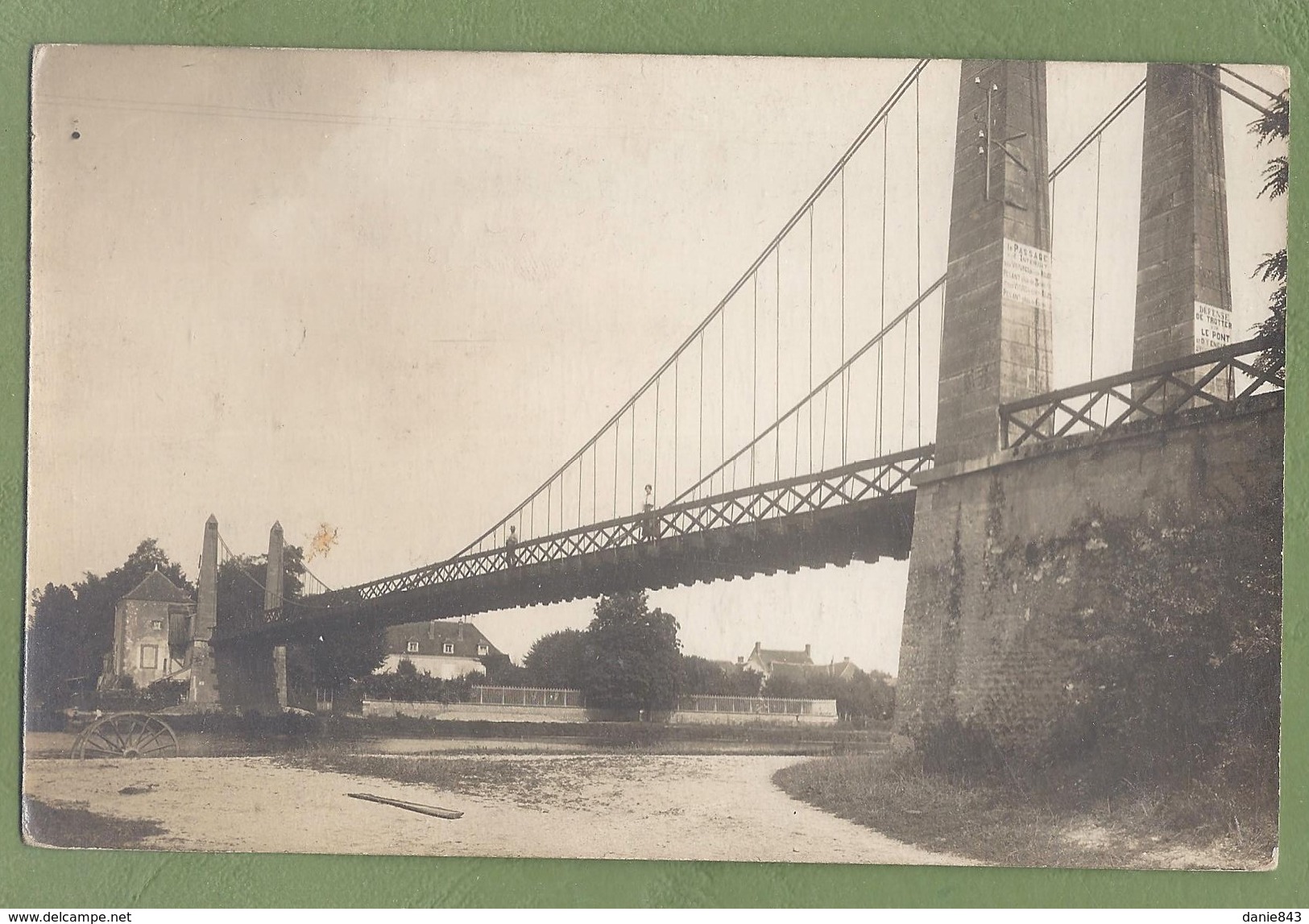 CARTE PHOTO - YONNE - PONT SUSPENDU DE BASSOU- BONNARD - Petite Animation - édition H. Berthelin - Other & Unclassified