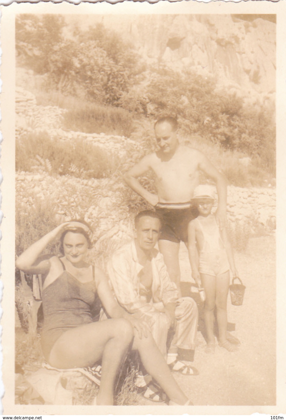 BEACH CA.1935, SWIMSUITS, COSTUMI DA BAGNO, CROATIA, DALMATIA, LOT 10 PHOTO - Autres & Non Classés