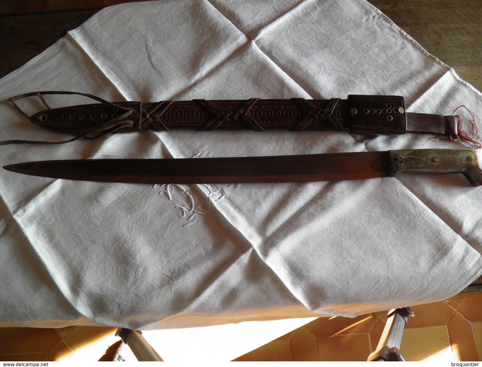 Machette La Palma avec fourreau en cuir