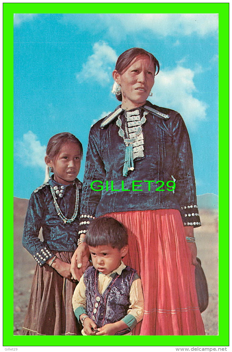 INDIENS - INDIAN MOTHER AND HER CHILDREN -  DEXTER PRESS INC - - Indiens D'Amérique Du Nord