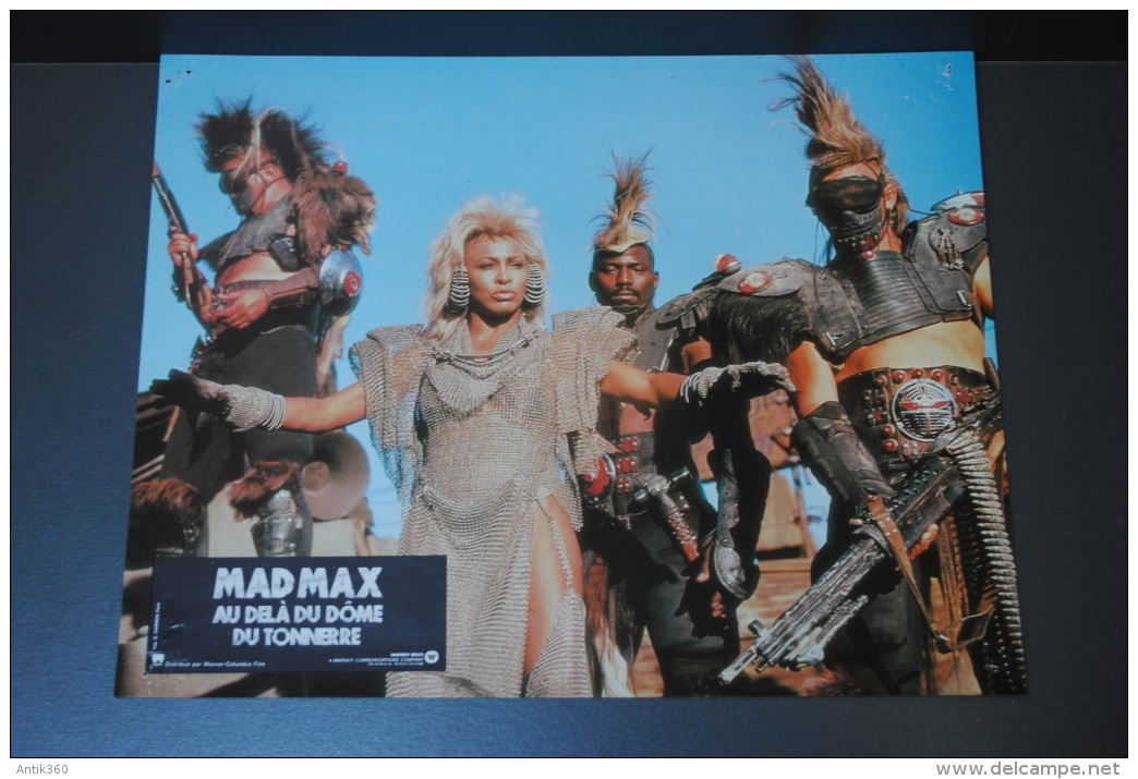 Lot De 8 Photos D'exploitation En Salle Du Film MAD MAX 3 - Werbetrailer