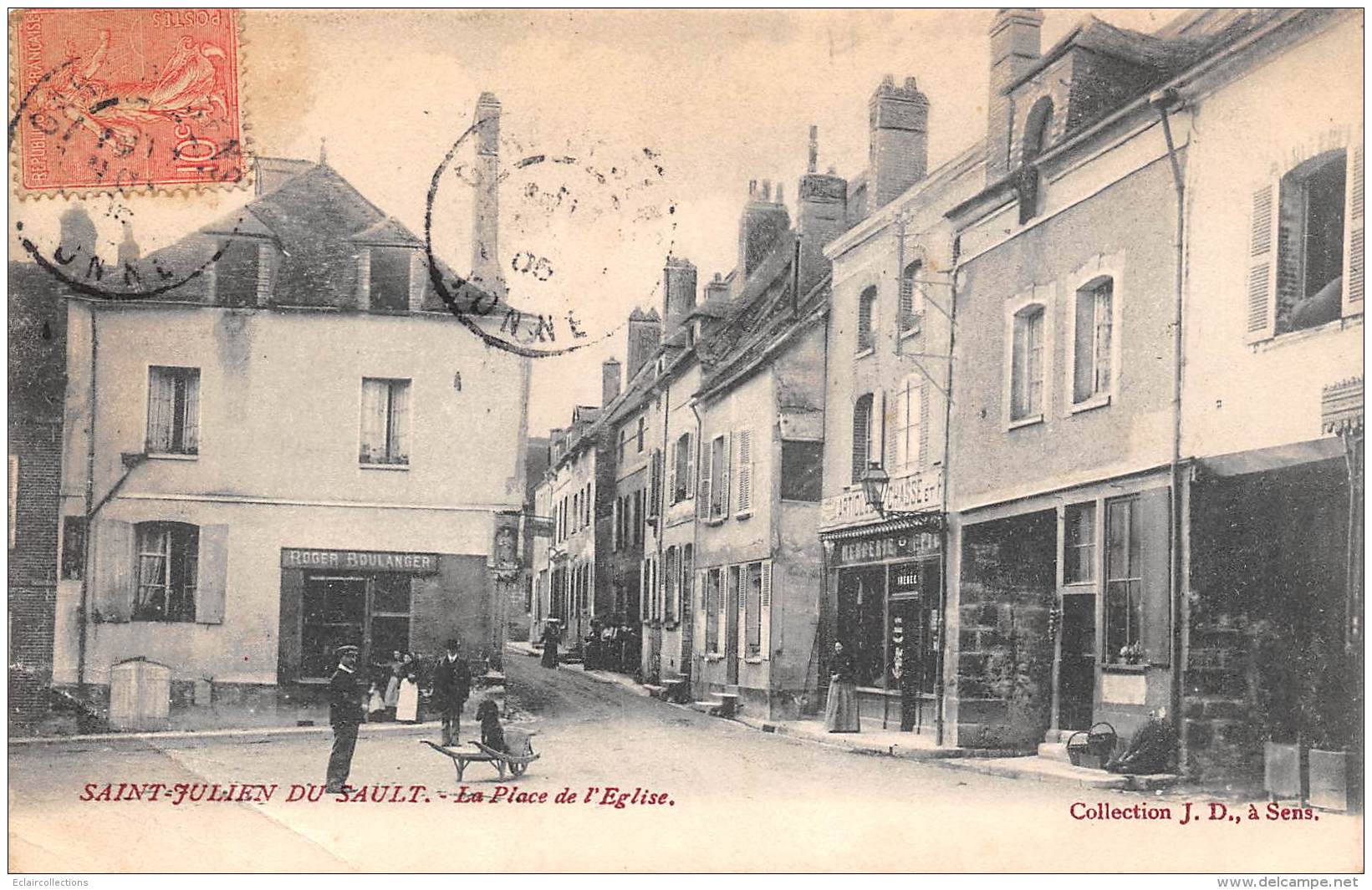 Saint Julien Du Sault     89     Place De L'Eglise.  Commerce   -pli -    (voir Scan) - Saint Julien Du Sault