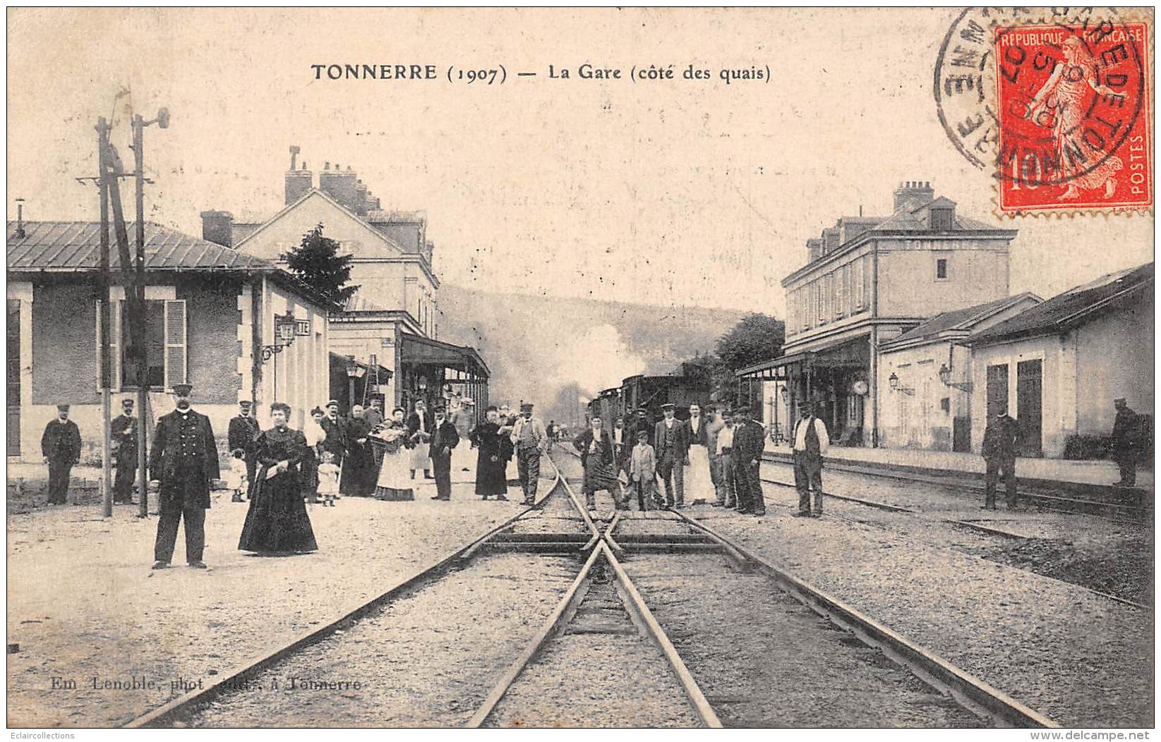 Tonnerre      89        La Gare. Train    (voir Scan) - Tonnerre