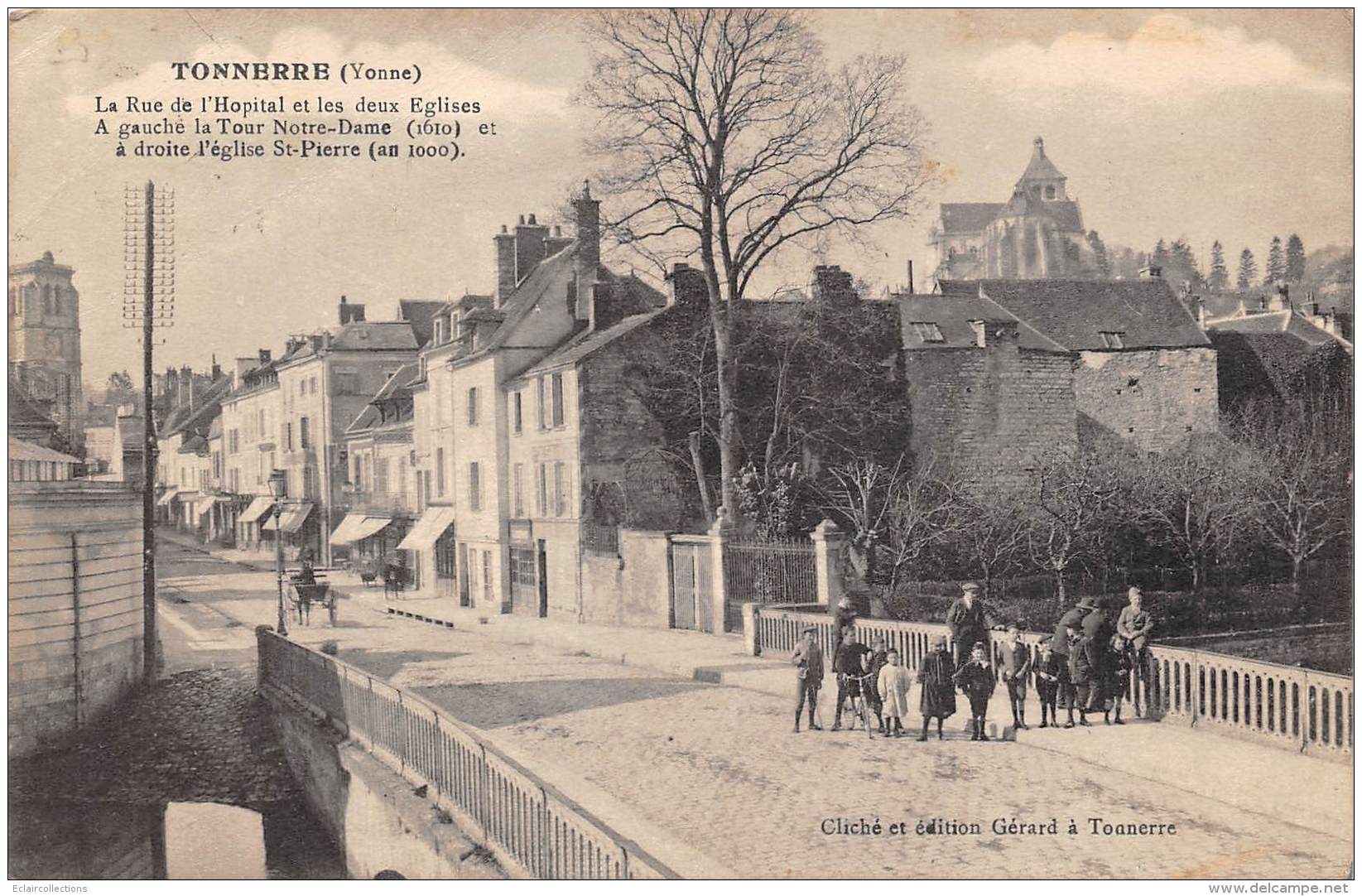 Tonnerre      89         La  Rue De L'Hôpital    - Petit Pli -    (voir Scan) - Tonnerre