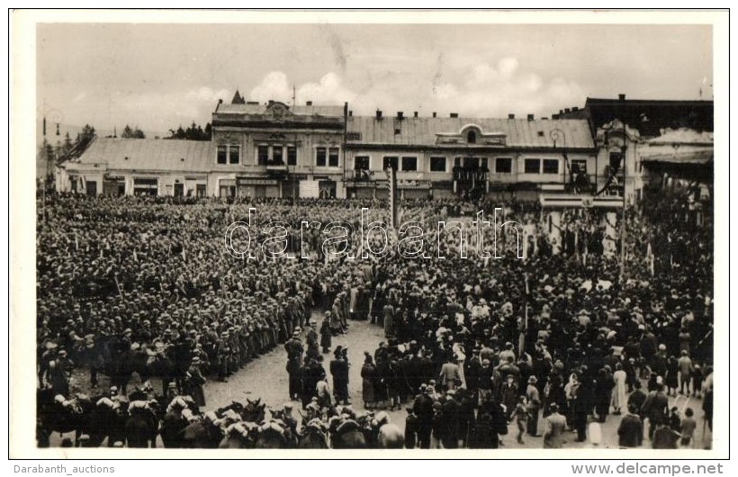 T2/T3 1938 Beregsz&aacute;sz, Berehove; Bevonul&aacute;s, Drog&eacute;ria / Entry Of The Hungarian Troops, Drug... - Unclassified