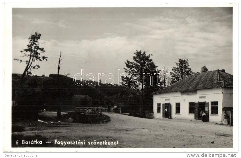 T2 Bar&aacute;tka, Bratca; Fogyaszt&aacute;si Sz&ouml;vetkezet, Kocsma, FÅ±szer&uuml;zlet, H&iacute;d / Cooperative... - Unclassified