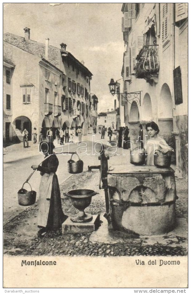 ** T2/T3 Monfalcone, Via Del Duomo / Street View With Well, Water Carrier Woman  (EK) - Ohne Zuordnung
