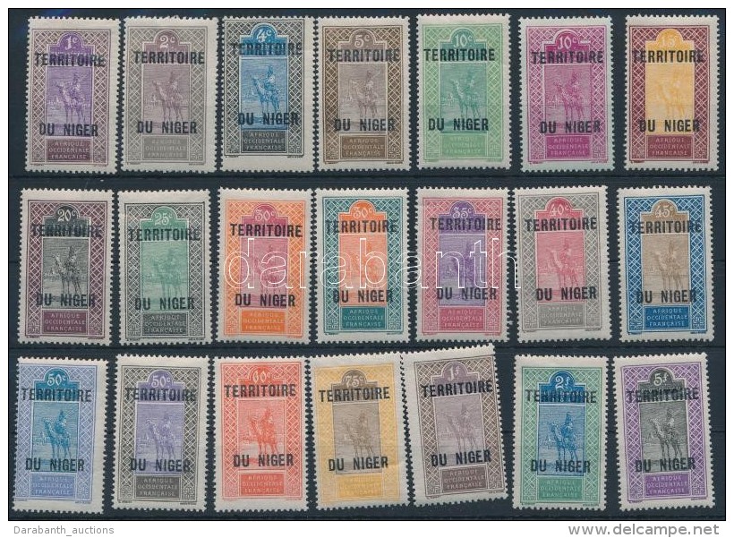 * 1921-1922 2 Db Forgalmi Sor (egyik Fel&uuml;lnyomott) Mi 1-21 + 22-28 - Other & Unclassified