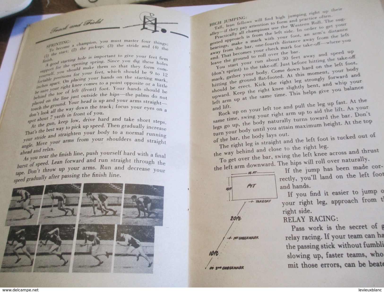 Fascicule/Sports/ Handbook Of Sports And Games/Fleet Floot / Dominion Rubber  Company Limited/ Canada/vers 1950   SPO109 - 1950-Oggi
